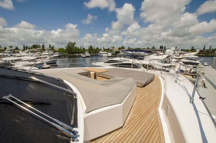 2015 Sunseeker Sport Yacht - Image 3