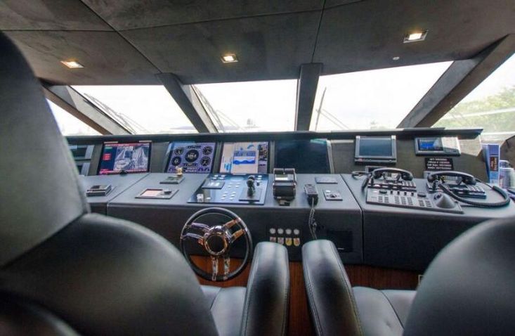 2015 Sunseeker Sport Yacht - Image 10