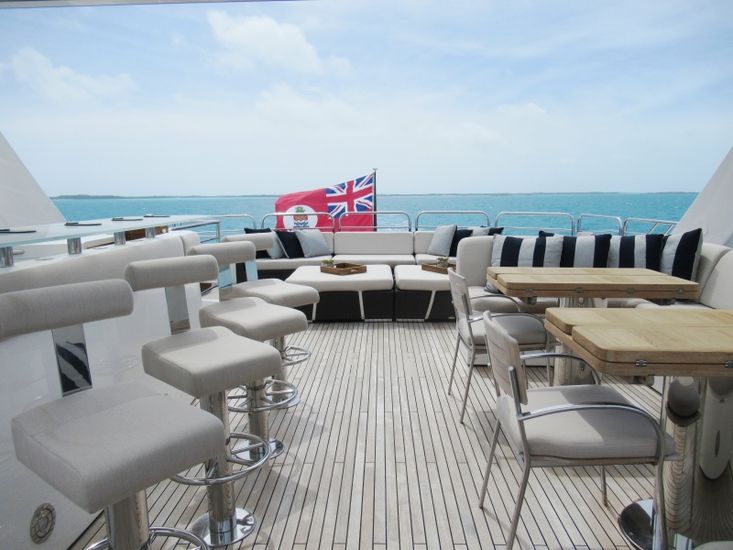 2012 Sunseeker 40 Metre Yacht - Image 11
