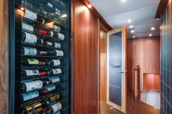 2012 Sunseeker 40 Metre Yacht - Image 16